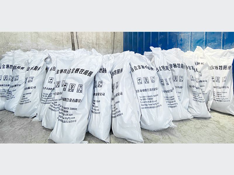 埋地管線，儲罐外壁及其它地下金屬結(jié)構(gòu)常用犧牲陽極